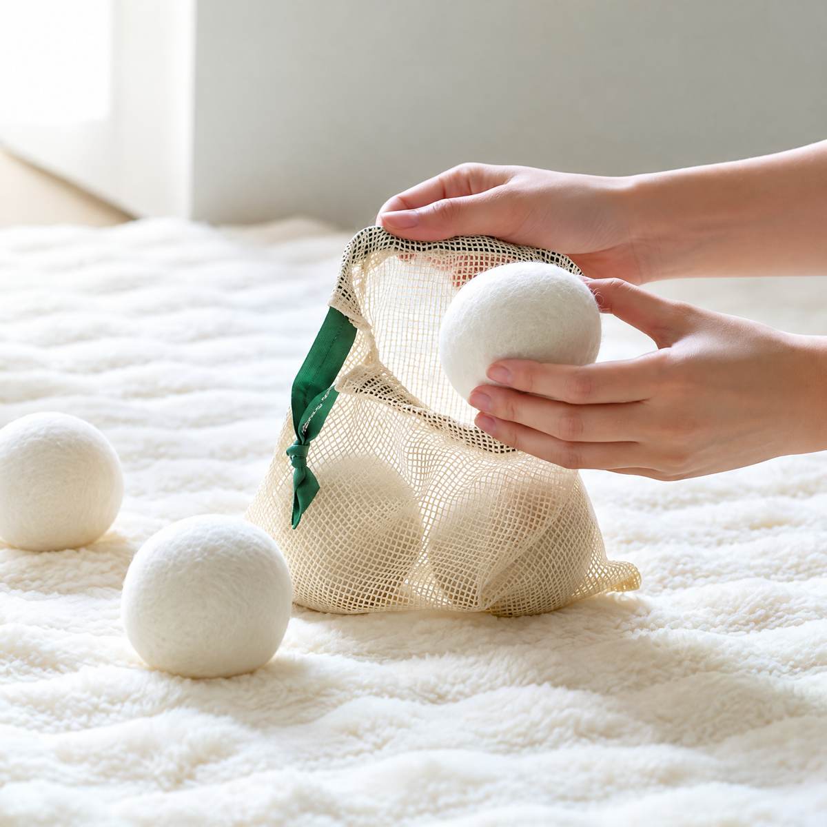 NzorKvil Reusable Dryer Balls – Laundry Fluffing Balls for Clothes, Towels & Bedding